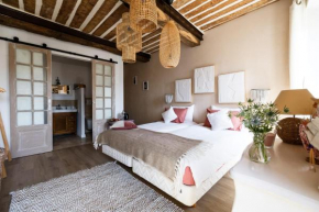 La Sanverine private room historic center Vence